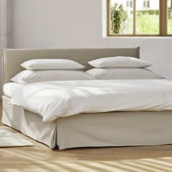 Bett Jukai Pur mit Stegbetthaupt(Baumwollstoff Ondula Taupe, Eiche, 140 x 200 cm, mit Betthaupt und Bettrahmenhousse)