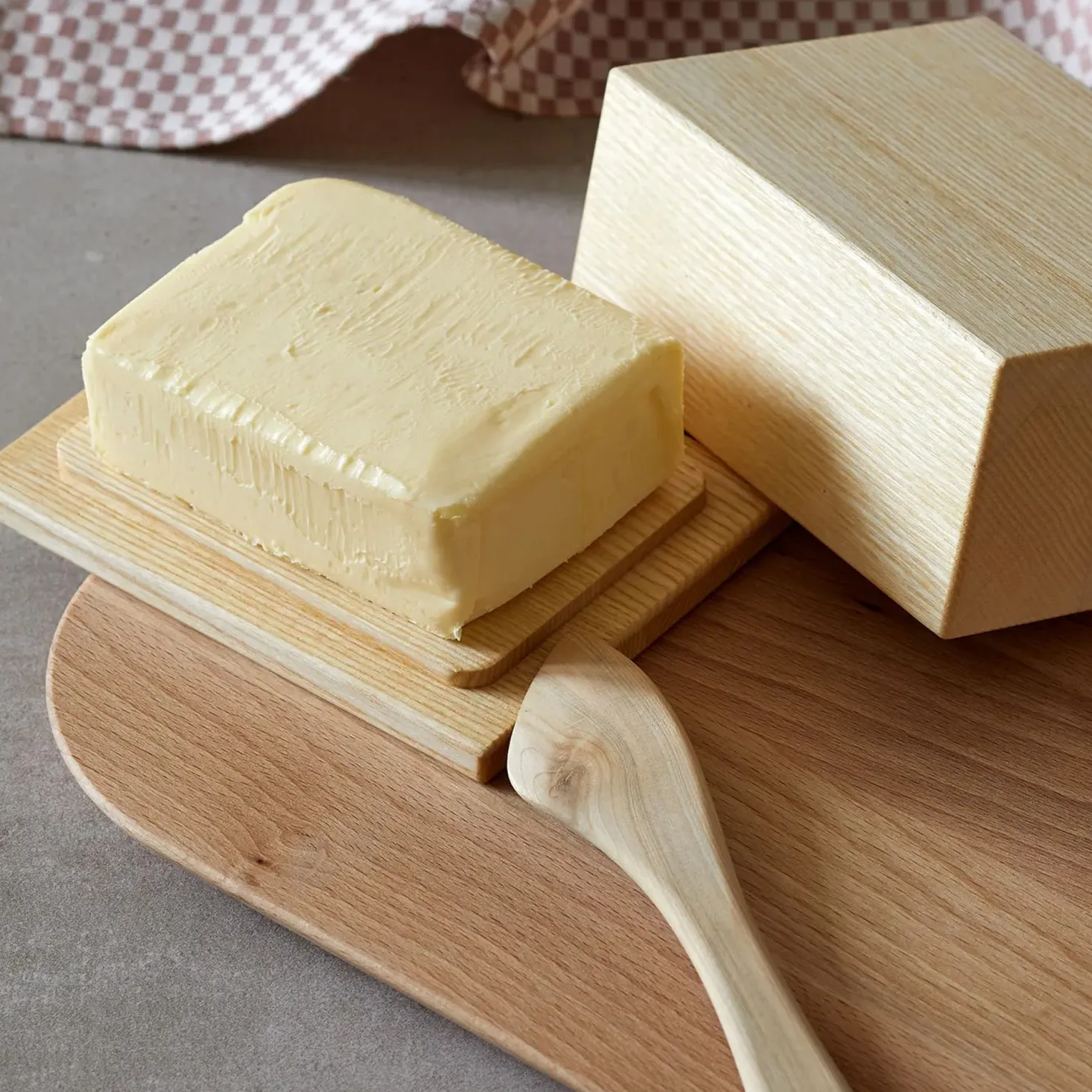 Küchenhelfer aus Eschenholzgeölt (Buttermesser)