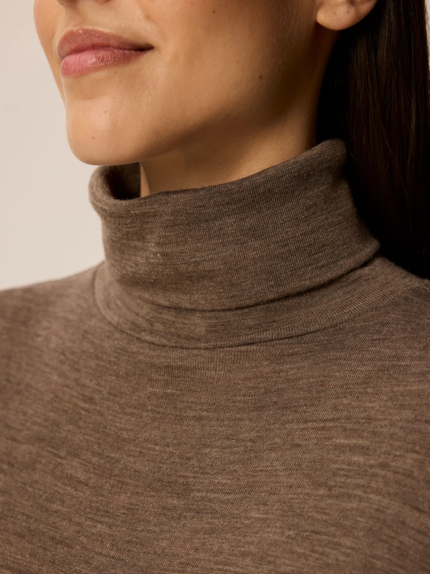 Rollkragenshirt aus Bio Wolle(walnuss melange, XS)