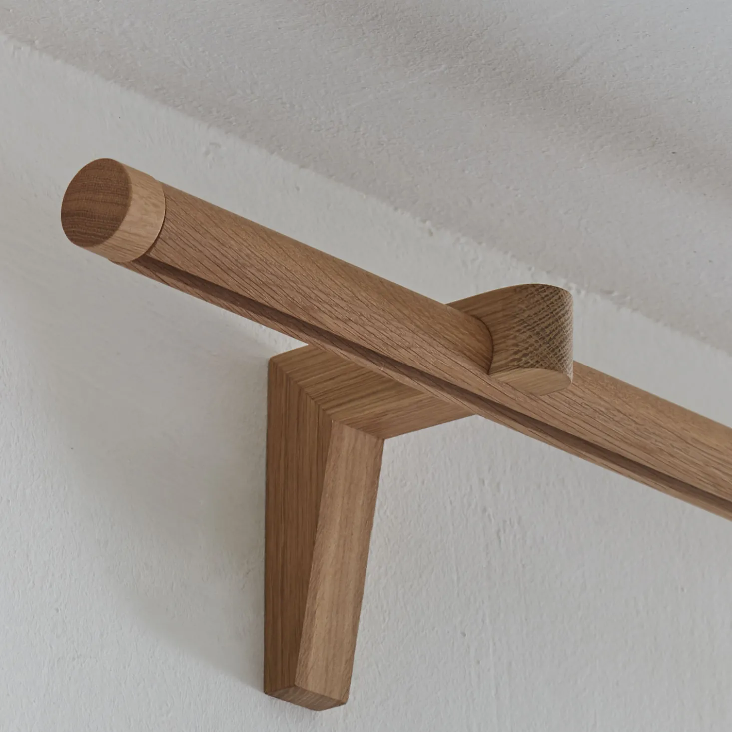 Vorhangstange Listellorund, 1-läufig, inkl. Abdeckkappen (Eiche, 200cm)