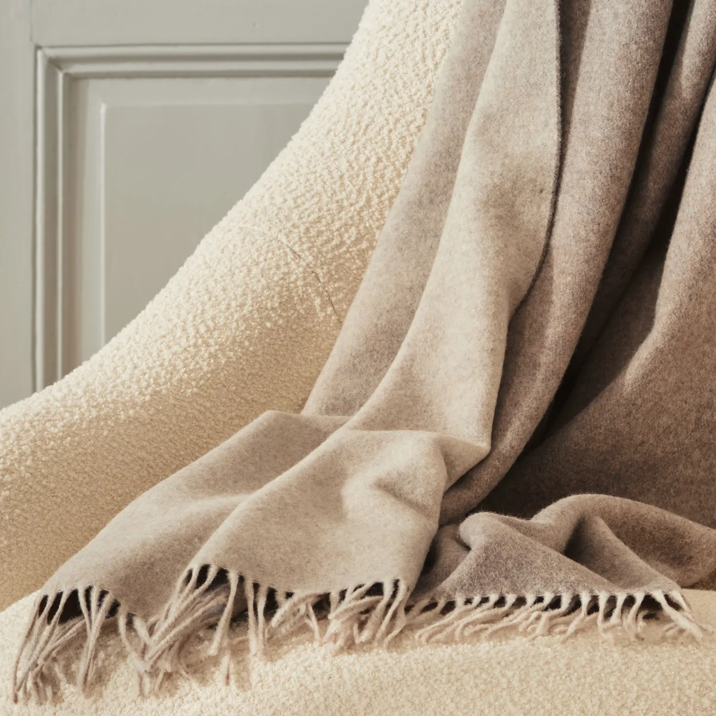 Wohndecke Matteo140 x 200 cm, 100 % Schurwolle (Lamm) (cappuccino)